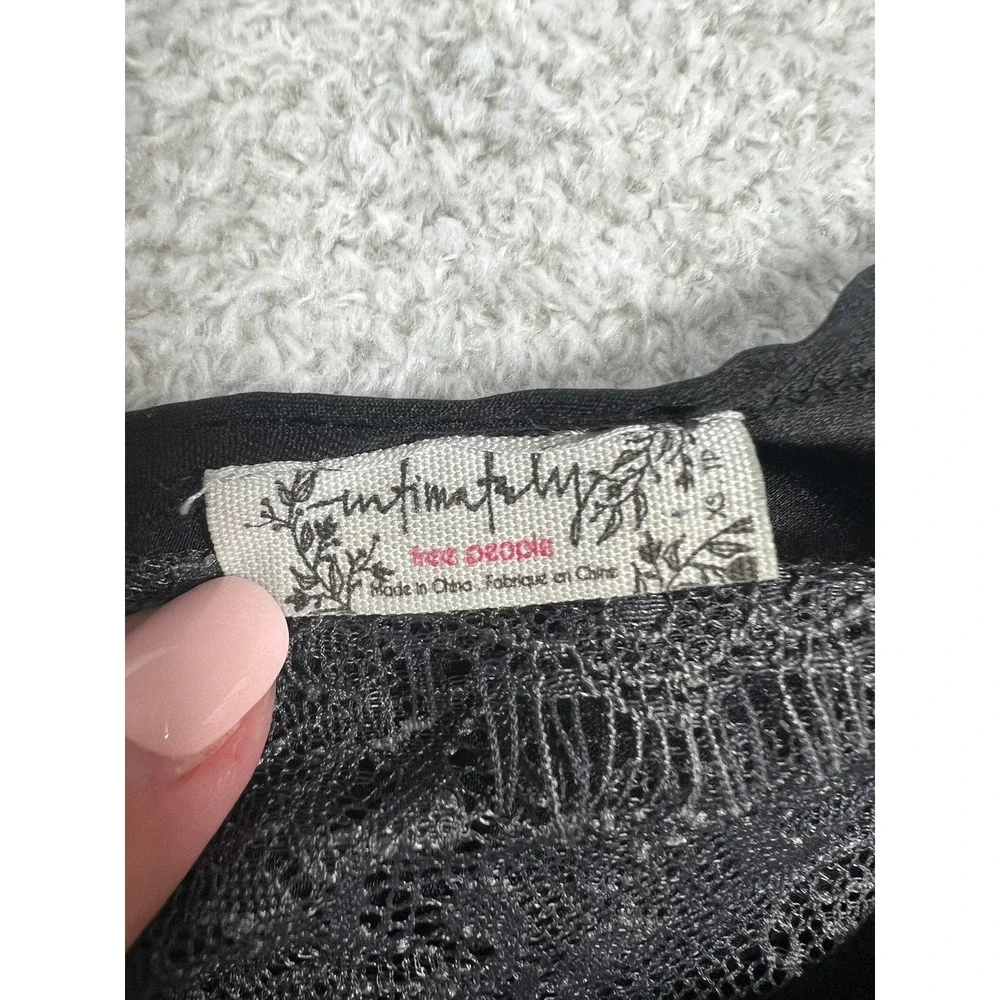 Intimately Free People Black Lace Trim Cami Tank Top XS V-Neck Adjustable Straps